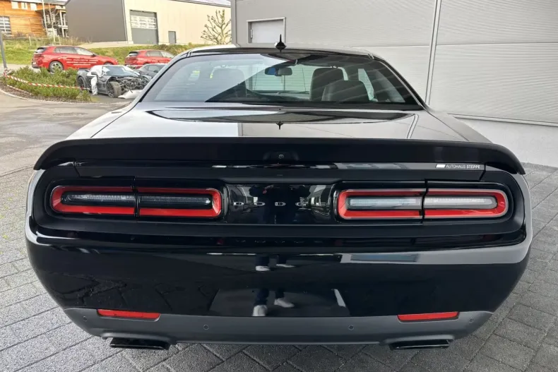 Dodge Challenger din 2026 cu 20 km - oferta DOD184577 - foto 5