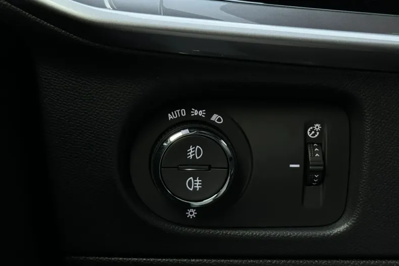 Opel Mokka din 2022 cu 14.000 km - oferta OPE184581 - foto 37