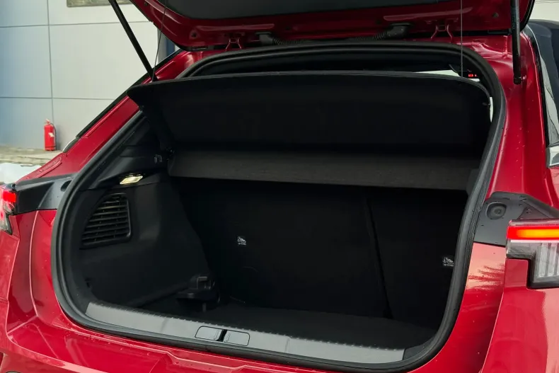 Opel Mokka din 2022 cu 14.000 km - oferta OPE184581 - foto 39