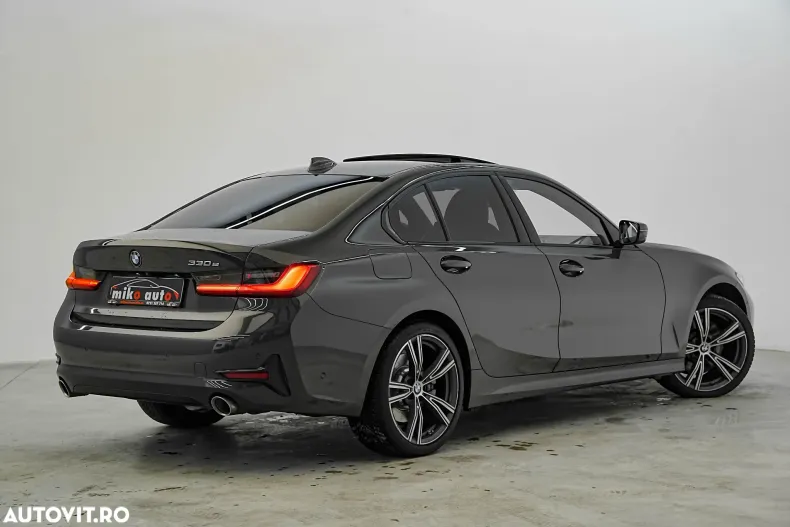 BMW Seria 3 din 2021 cu 157.000 km - oferta BMW184582 - foto 5