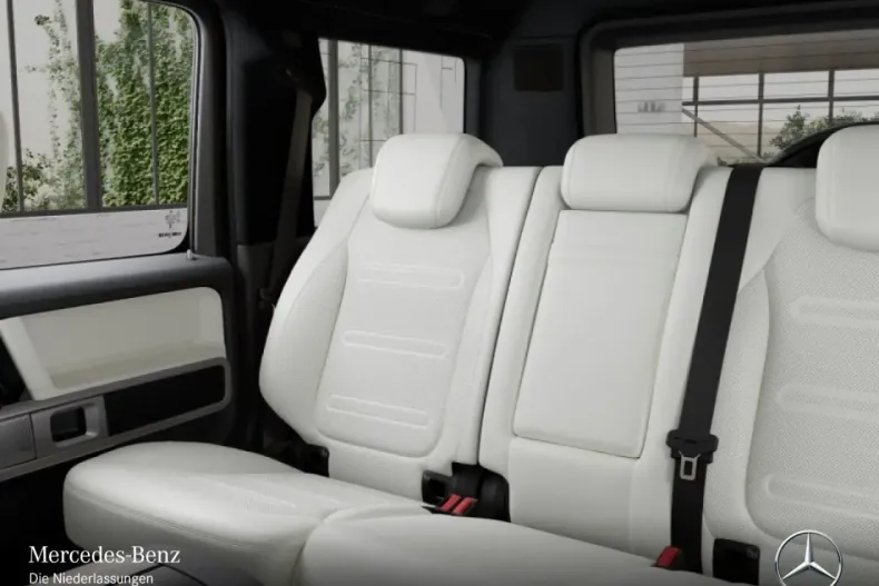 Mercedes-Benz G 450 (Clasa G) din 2025 cu 13.734 km - oferta MER184586 - foto 13