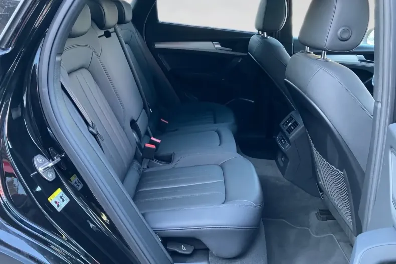 Audi Q5 din 2025 cu 25.470 km - oferta AUD184588 - foto 9