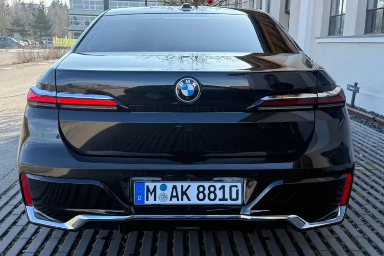 BMW 740 (Seria 7) din 2023 cu 66.700 km - oferta BMW184594 - foto 5