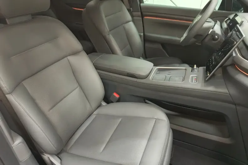 NIO EL8 din 2025 cu 9.950 km - oferta NIO184595 - foto 4