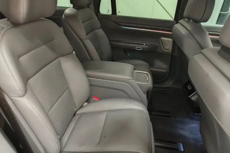 NIO EL8 din 2025 cu 9.950 km - oferta NIO184595 - foto 5