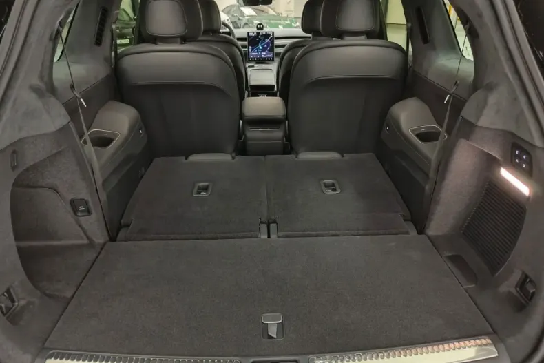 NIO EL8 din 2025 cu 9.950 km - oferta NIO184595 - foto 6