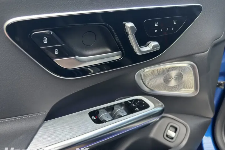 Mercedes-Benz CLE 300 (Clasa CLE) din 2024 cu 7.150 km - oferta MER184596 - foto 4