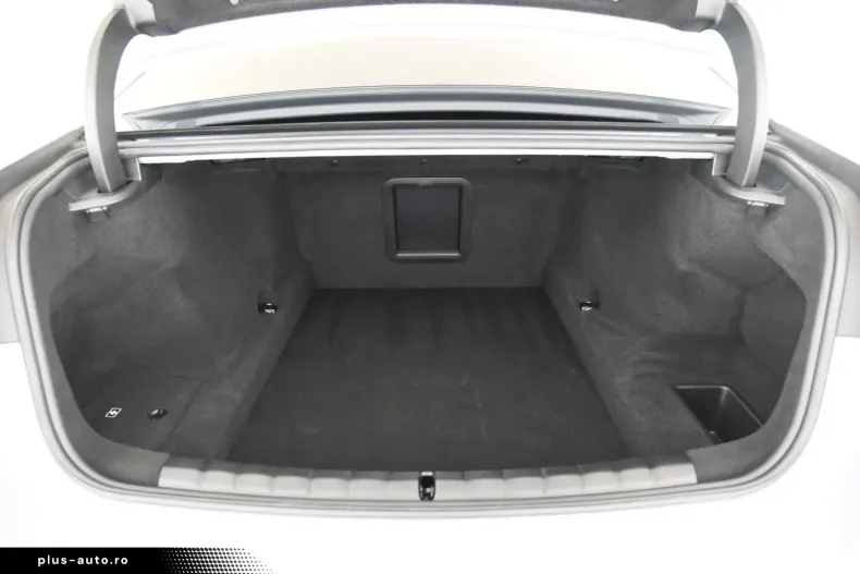 BMW 740 (Seria 7) din 2024 cu 21.915 km - oferta BMW184597 - foto 9