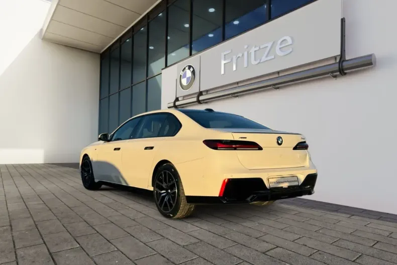 BMW 740 (Seria 7) din 2022 cu 95.810 km - oferta BMW184599 - foto 3