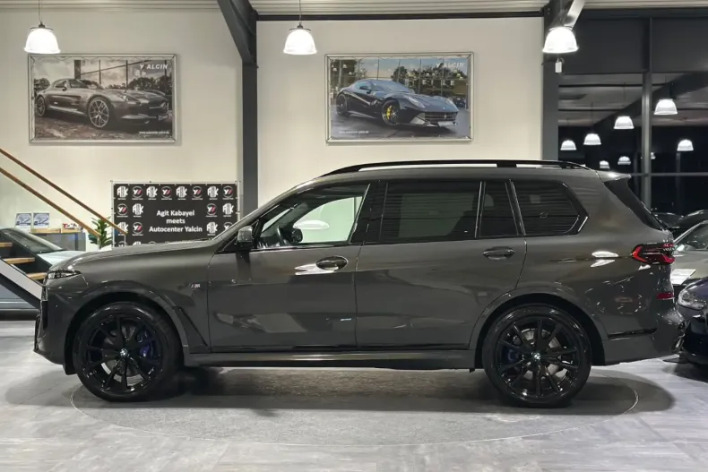 BMW X7 (Seria X) din 2025 cu 45.780 km - oferta BMW184603 - foto 5