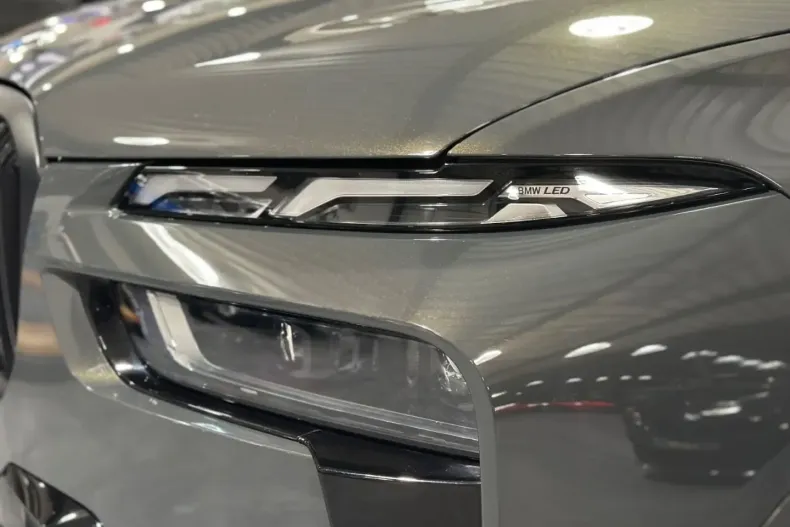 BMW X7 (Seria X) din 2025 cu 45.780 km - oferta BMW184603 - foto 11