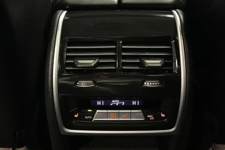 BMW X7 (Seria X) din 2025 cu 45.780 km - oferta BMW184603 - foto 39