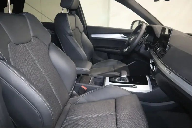 Audi Q5 din 2025 cu 17.728 km - oferta AUD184605 - foto 6