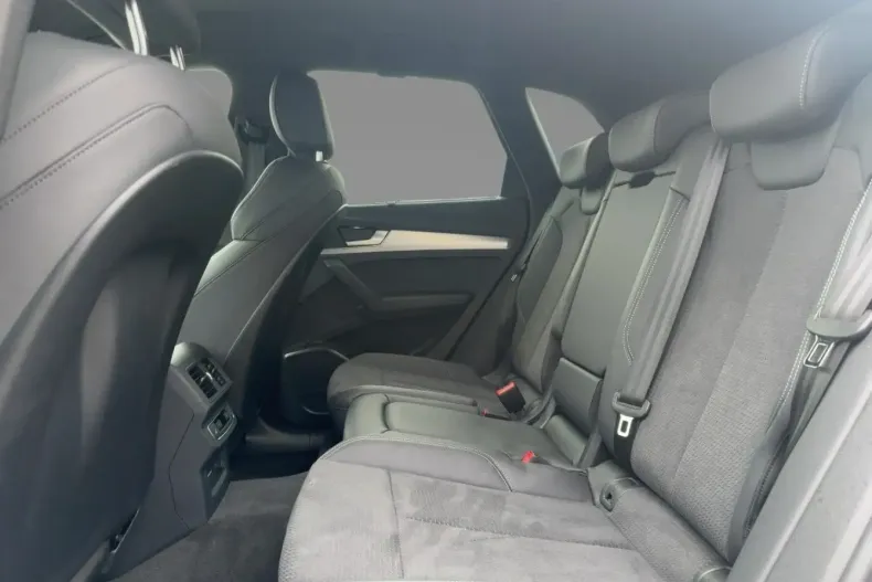 Audi Q5 din 2025 cu 5.408 km - oferta AUD184606 - foto 7