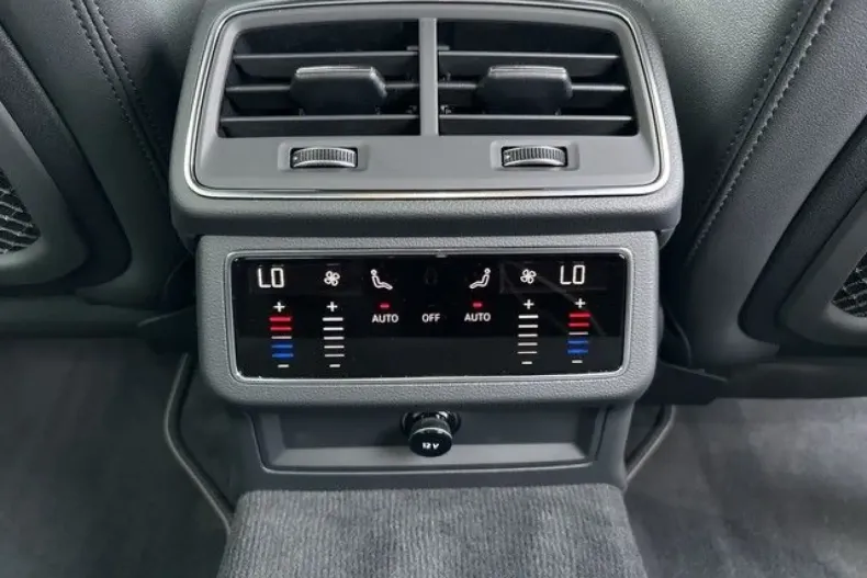 Audi A6 din 2025 cu 1.603 km - oferta AUD184609 - foto 14