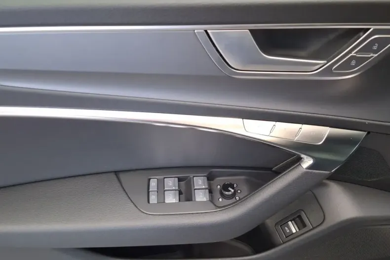 Audi A6 din 2025 cu 26.625 km - oferta AUD184611 - foto 12