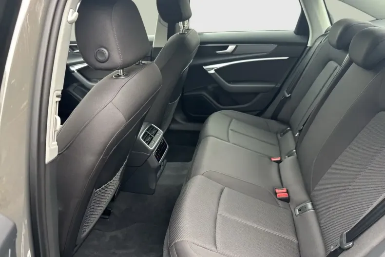 Audi A6 din 2025 cu 4.699 km - oferta AUD184612 - foto 8