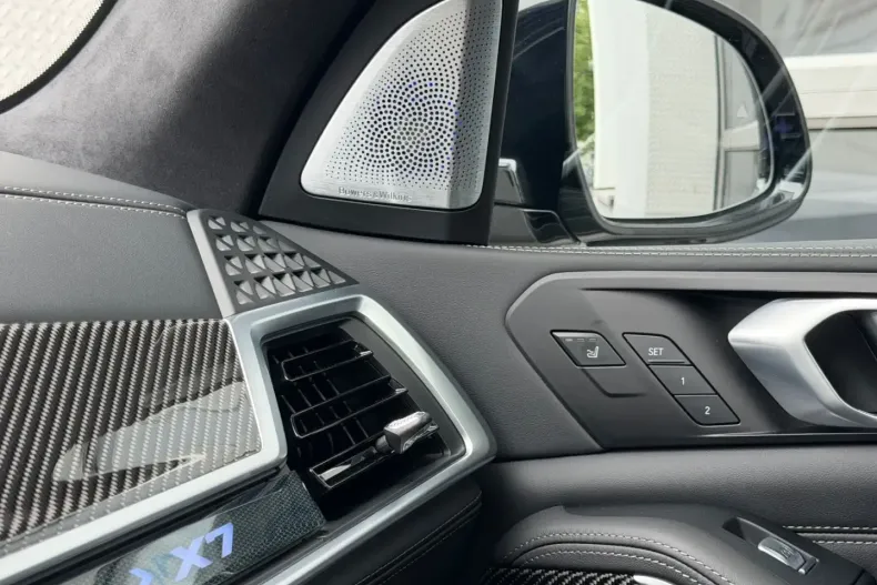 BMW X7 (Seria X) din 2024 cu 5.507 km - oferta BMW184618 - foto 33