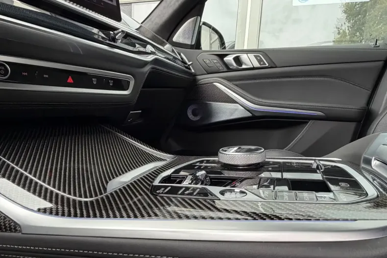 BMW X7 (Seria X) din 2024 cu 5.507 km - oferta BMW184618 - foto 34