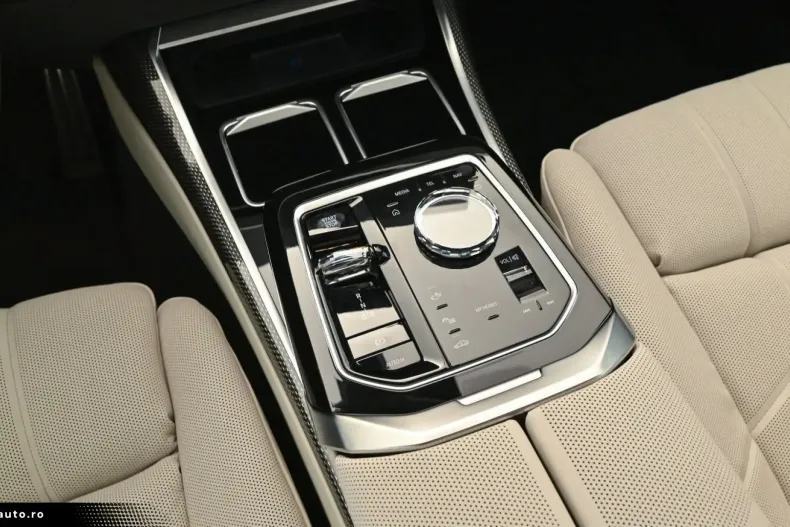 BMW M760 (Modele M) din 2025 cu 19.500 km - oferta BMW184620 - foto 14