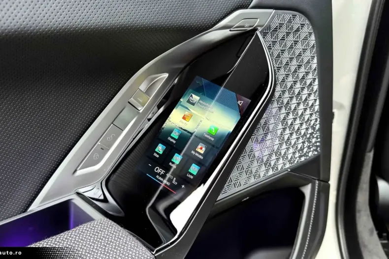 BMW M760 (Modele M) din 2024 cu 7.433 km - oferta BMW184621 - foto 26