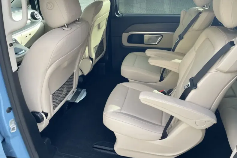 Mercedes-Benz V 250 (Clasa V) din 2025 cu 19.327 km - oferta MER184623 - foto 12