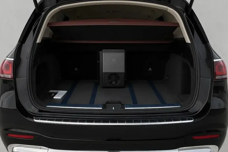 Mercedes-Benz GLS 600 (Clasa GLS) din 2025 cu 9.000 km - oferta MER184625 - foto 5