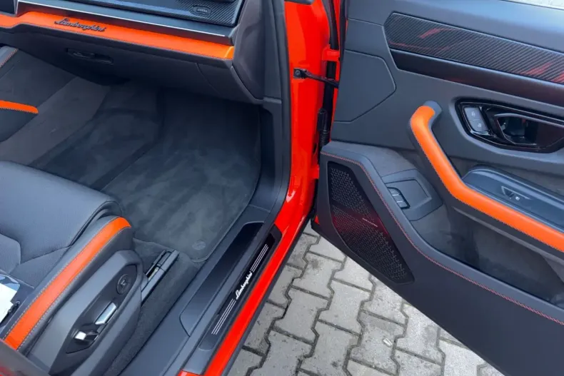 Lamborghini Urus din 2025 cu 5.000 km - oferta LAM184626 - foto 21