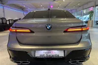 BMW M760 (Modele M) din 2023 cu 77.000 km - oferta BMW184628 - foto 11