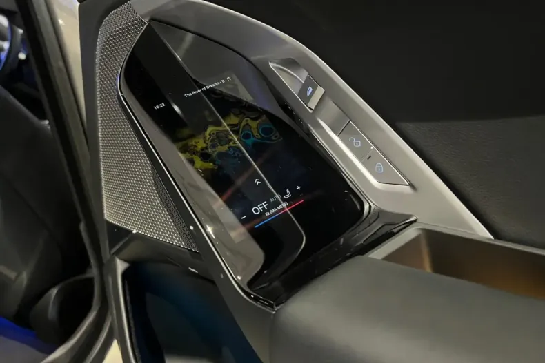 BMW M760 (Modele M) din 2023 cu 77.000 km - oferta BMW184628 - foto 27