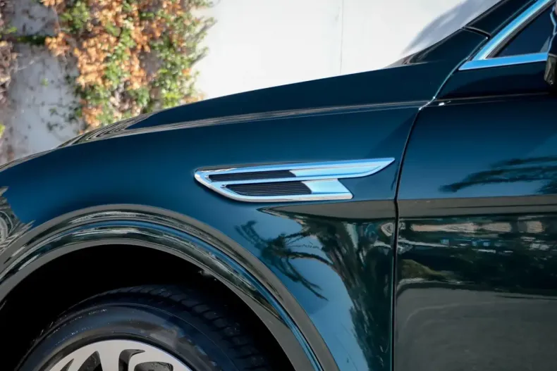 Bentley Bentayga din 2025 cu 50 km - oferta BEN184635 - foto 34