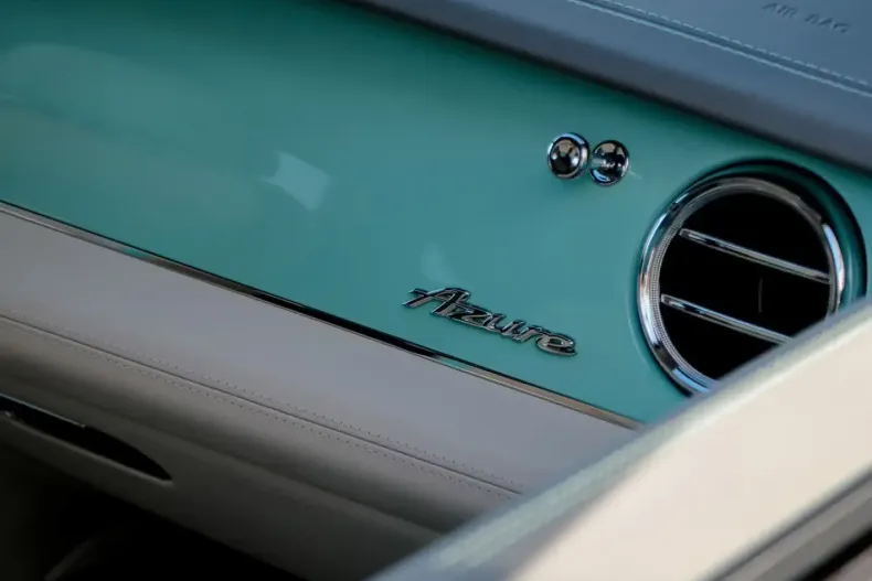 Bentley Bentayga din 2025 cu 50 km - oferta BEN184635 - foto 40