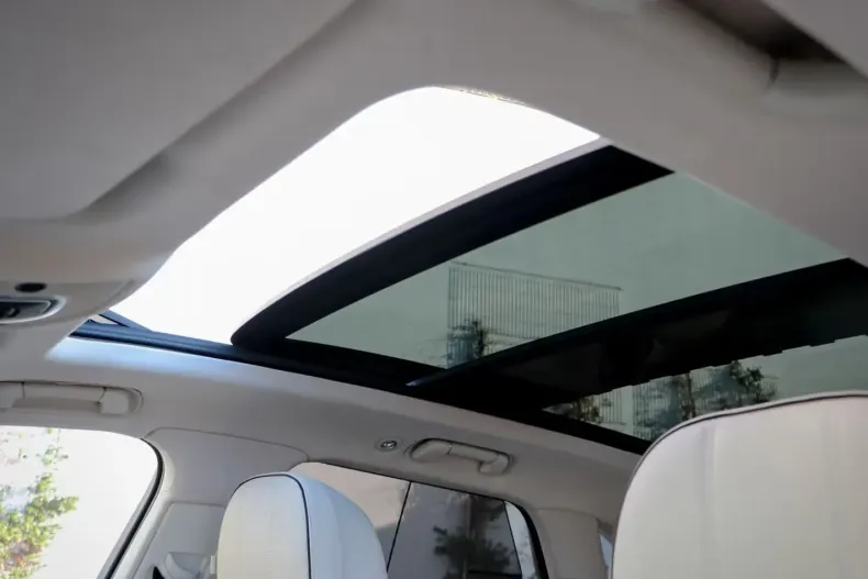 Bentley Bentayga din 2025 cu 100 km - oferta BEN184636 - foto 9