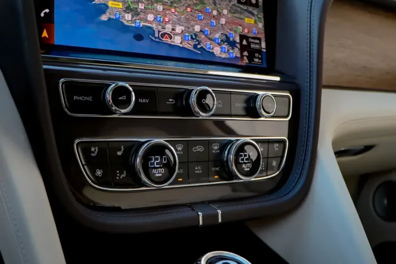 Bentley Bentayga din 2025 cu 100 km - oferta BEN184636 - foto 13