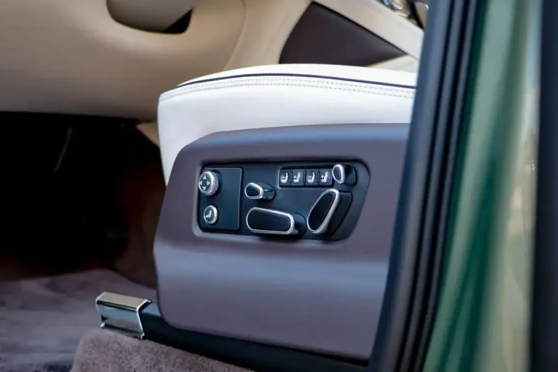 Bentley Bentayga din 2025 cu 100 km - oferta BEN184636 - foto 35