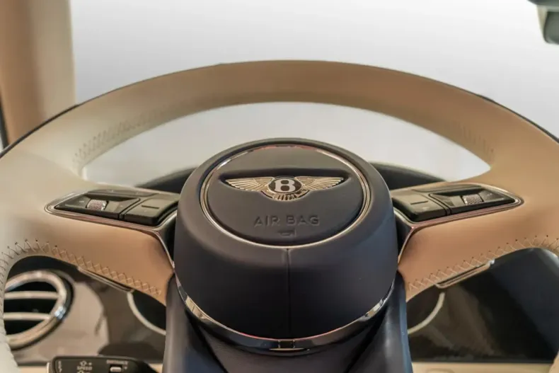 Bentley Bentayga din 2025 cu 50 km - oferta BEN184637 - foto 12