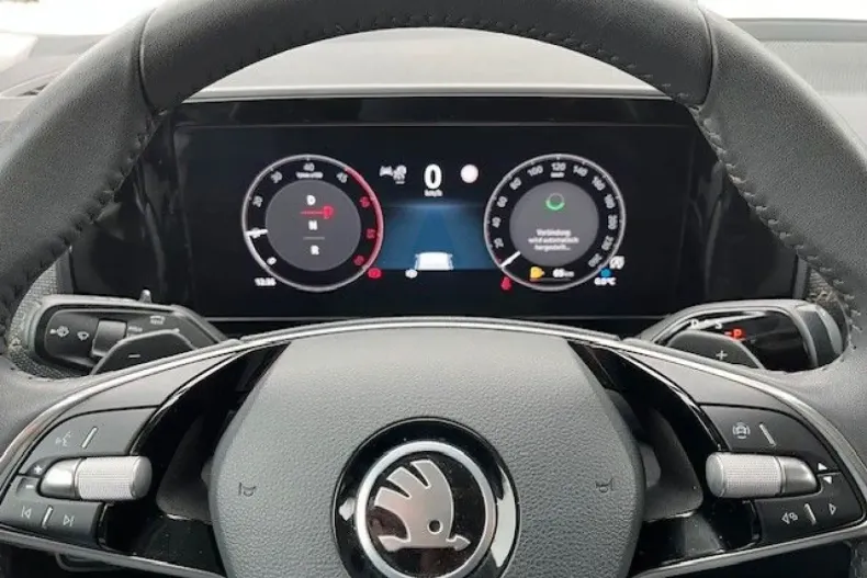 Skoda Kodiaq din 2024 cu 30.210 km - oferta SKO184640 - foto 10