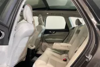 Volvo XC60 din 2021 cu 97.395 km - oferta VOL184647 - foto 12