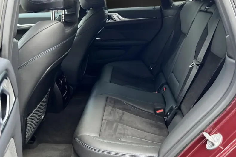 BMW 420 Gran Coupé (Seria 4) din 2024 cu 49.988 km - oferta BMW184653 - foto 17