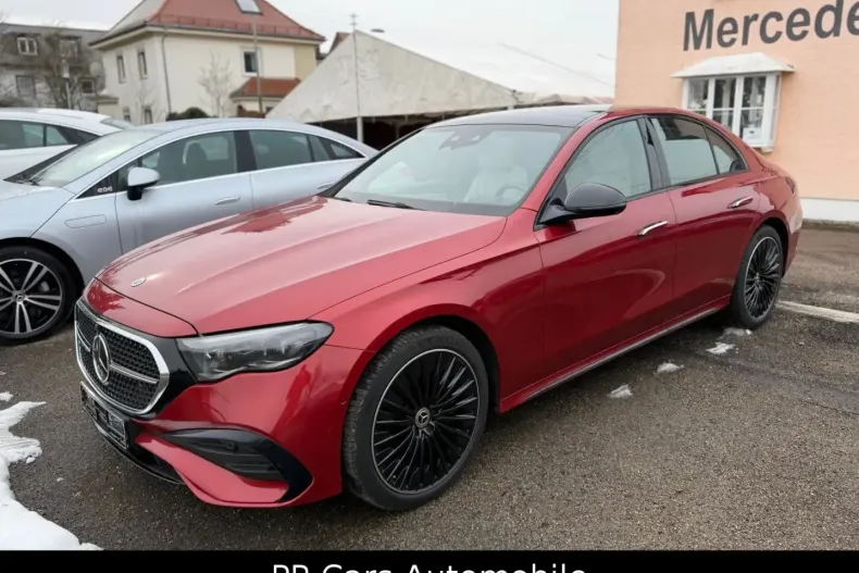 Mercedes-Benz E 220 (Clasa E) din 2023 cu 31.109 km - oferta MER184658 - foto 1