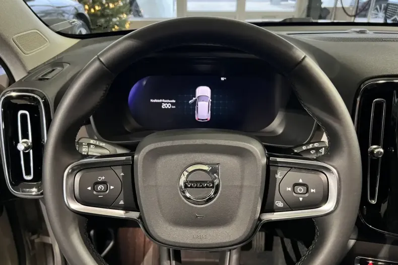 Volvo XC40 din 2024 cu 25.473 km - oferta VOL184659 - foto 22