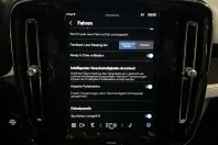 Volvo XC40 din 2024 cu 25.473 km - oferta VOL184659 - foto 28