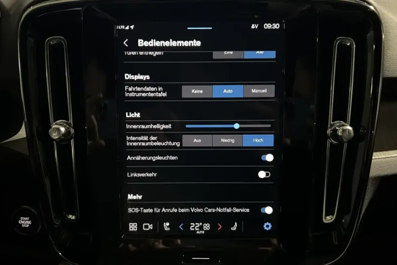 Volvo XC40 din 2024 cu 25.473 km - oferta VOL184659 - foto 31