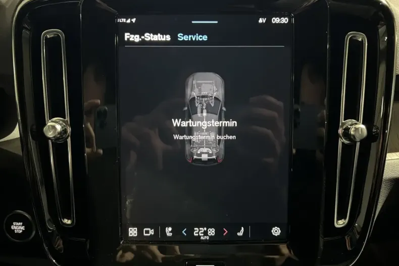 Volvo XC40 din 2024 cu 25.473 km - oferta VOL184659 - foto 32