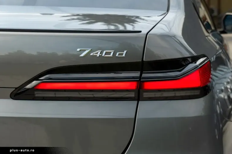 BMW 740 (Seria 7) din 2025 cu 9.200 km - oferta BMW184661 - foto 9
