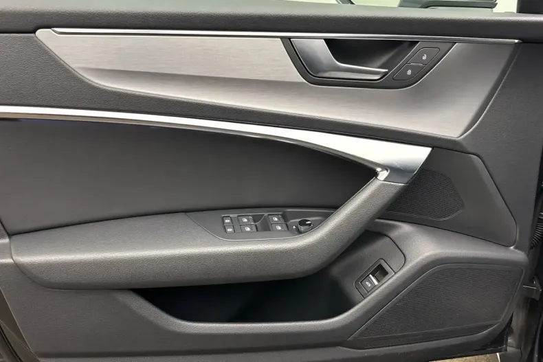 Audi A6 din 2022 cu 68.186 km - oferta AUD184664 - foto 12