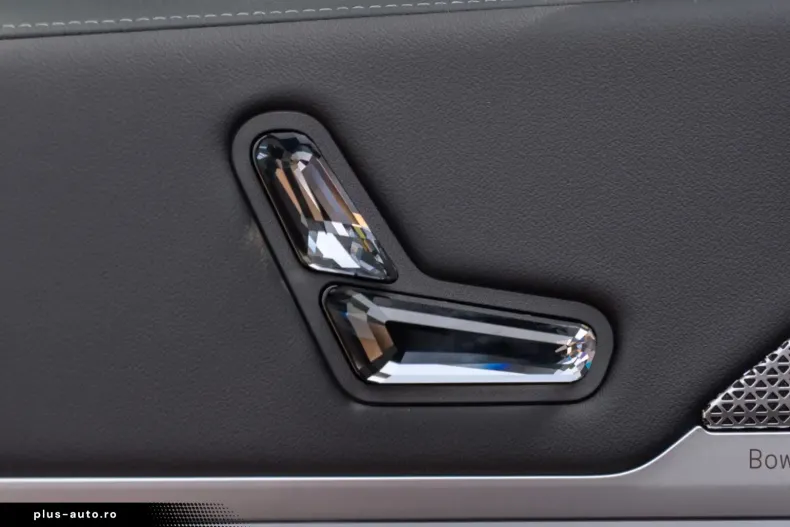 BMW 740 (Seria 7) din 2025 cu 21.600 km - oferta BMW184669 - foto 20