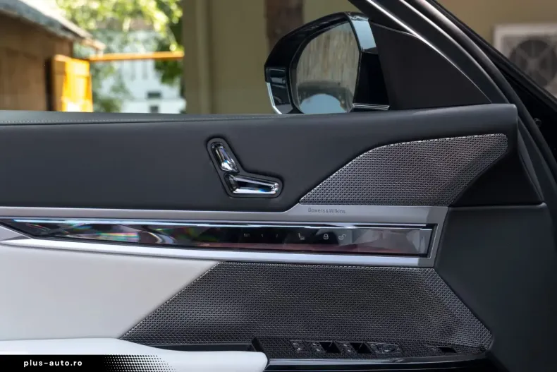 BMW 740 (Seria 7) din 2025 cu 21.600 km - oferta BMW184669 - foto 29