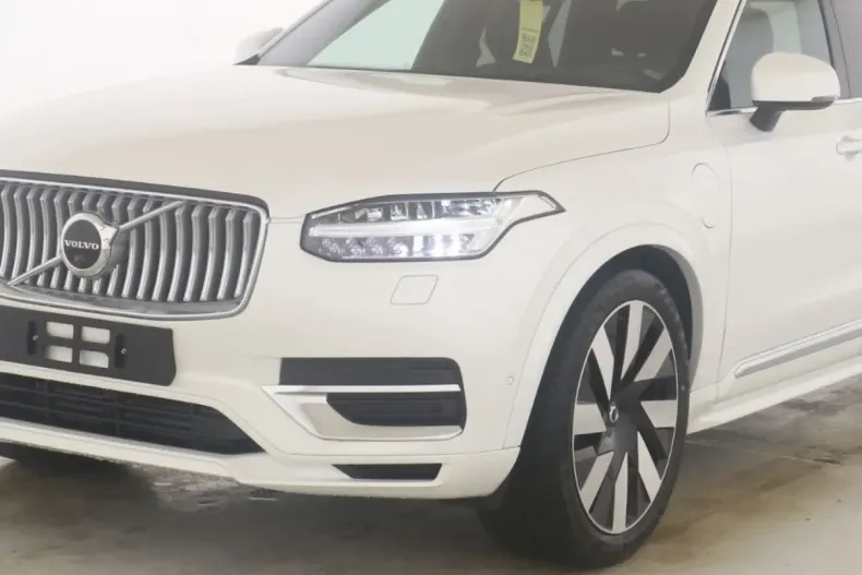 Volvo XC90 din 2024 cu 20.100 km - oferta VOL184679 - foto 8