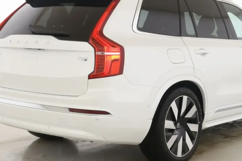 Volvo XC90 din 2024 cu 20.100 km - oferta VOL184679 - foto 9